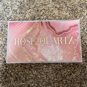 Huda Beauty Rose Quartz Palette